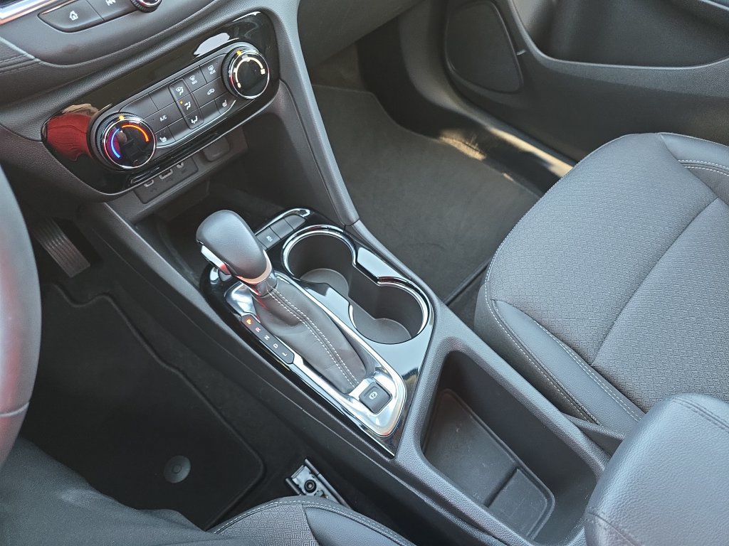 Certified 2023 Buick Encore GX Preferred w/ Cold Weather Comfort Package AWD/4WD image 25