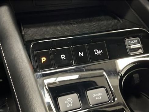 Used 2025 Nissan Murano SV AWD/4WD image 18