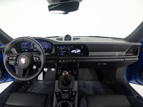 Certified 2025 Porsche 911 Carrera RWD image 37