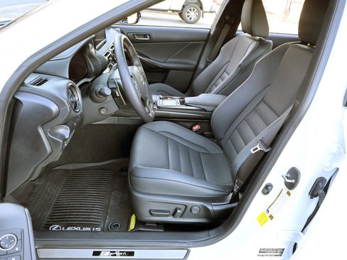Used 2023 Lexus IS 350 F Sport w/ Navigation Package image 13