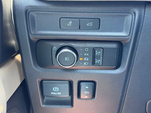 Used 2024 Ford Expedition Limited RWD image 33