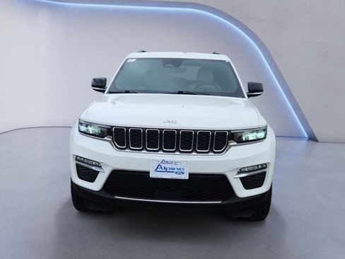 Used 2024 Jeep Grand Cherokee Limited AWD/4WD image 8