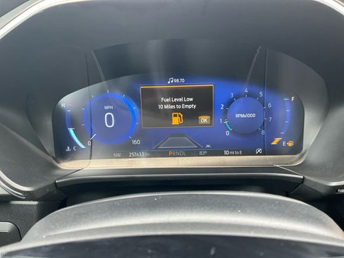 Used 2021 Ford Escape Titanium w/ Titanium Elite Package AWD/4WD image 16