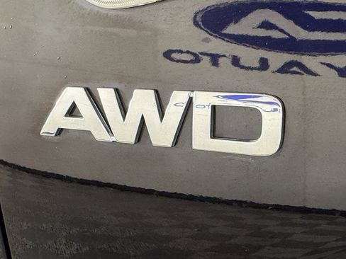 Used 2021 Kia Seltos LX image 11