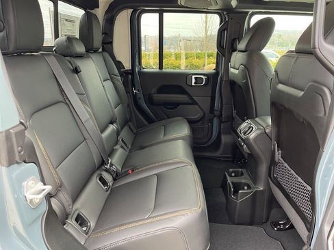 New 2026 Jeep Gladiator Sport image 22