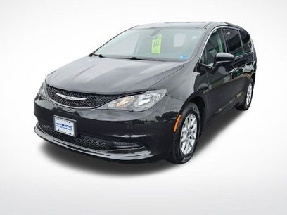 Used 2022 Chrysler Voyager LX
