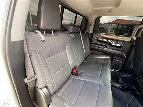 Used 2023 Chevrolet Silverado 1500 LT Trail Boss w/ Convenience Package II AWD/4WD image 19