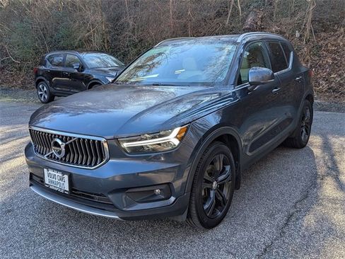 Used 2020 Volvo XC40 T5 Inscription image 3