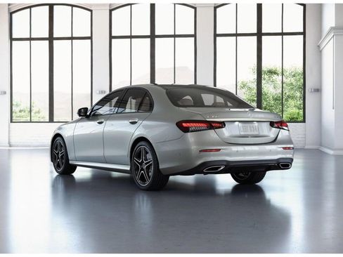 Certified 2022 Mercedes-Benz E 350 4MATIC Sedan image 29