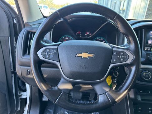 Used 2022 Chevrolet Colorado LT w/ Fleet Safety Package image 12