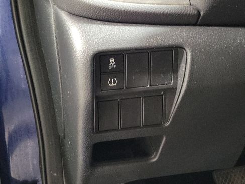 Used 2019 Honda CR-V LX image 19