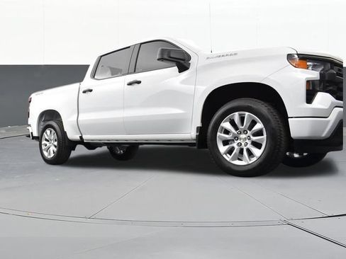 Used 2025 Chevrolet Silverado 1500 Custom AWD/4WD image 45