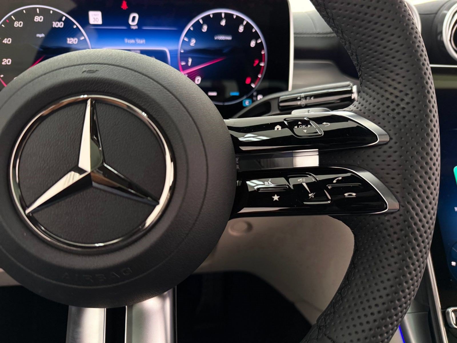 New 2026 Mercedes-Benz CLE 450 4MATIC Coupe image 14