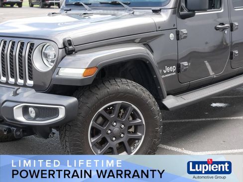 Used 2022 Jeep Gladiator Overland w/ Popular Equipment Package AWD/4WD image 30