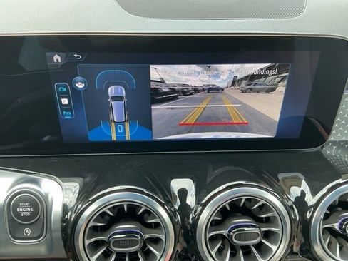 New 2025 Mercedes-Benz GLB 250 image 35