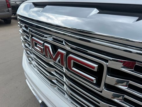 Used 2023 GMC Sierra 1500 Denali w/ Denali Reserve Package image 22