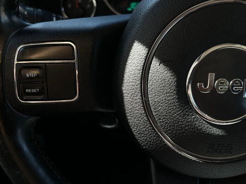 Used 2012 Jeep Wrangler Unlimited Rubicon w/ Dual Top Group image 26