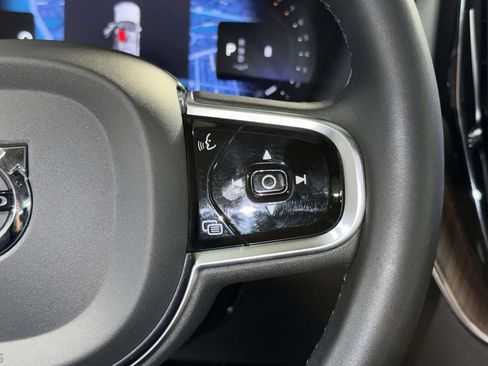 Used 2024 Volvo XC60 B5 Plus w/ Climate Package AWD/4WD image 30