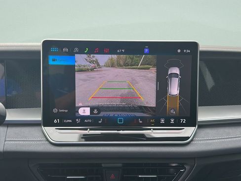 New 2026 Volkswagen Tiguan SE R-Line image 13