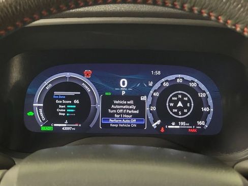 Used 2025 Toyota Sienna XSE w/ XSE Premium Package FWD image 29