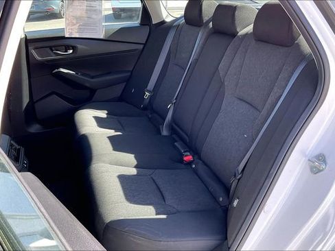 Used 2025 Honda Accord SE image 25