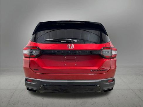 New 2026 Honda Pilot Black Edition image 4