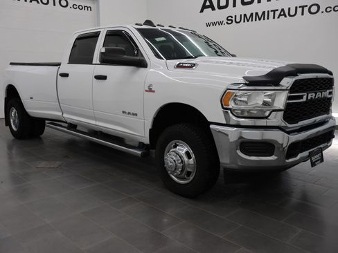 Used 2022 RAM 3500 Tradesman AWD/4WD image 2