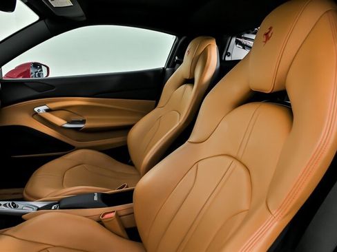 Used 2022 Ferrari F8 Tributo RWD image 24