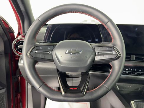 Used 2025 Chevrolet Equinox RS w/ Safety and Technology Package image 13