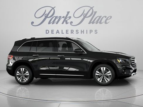 Certified 2026 Mercedes-Benz GLB 250 image 26