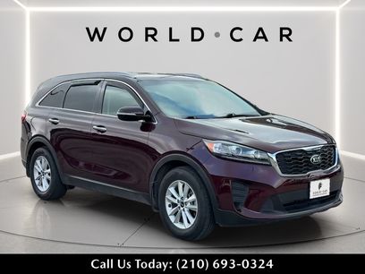 Used 2019 Kia Sorento FWD V6 w/ LX V6 Convenience Package