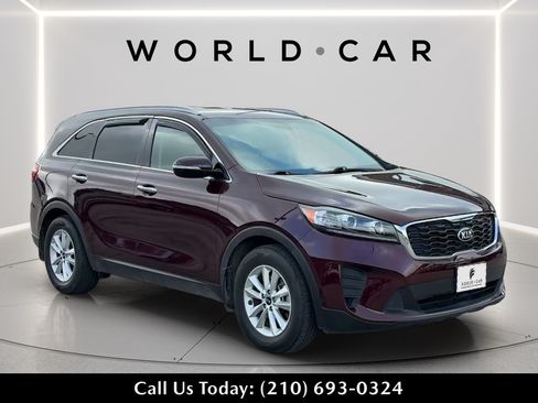Used 2019 Kia Sorento FWD V6 w/ LX V6 Convenience Package image 1