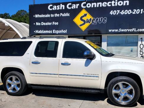 Used 2012 Chevrolet Suburban LTZ RWD image 5