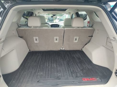 Used 2022 GMC Terrain Denali AWD/4WD image 9