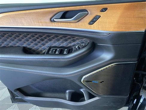 Used 2023 Jeep Grand Cherokee L Summit image 23