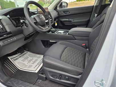 New 2026 Nissan Pathfinder SV w/ Cargo Package