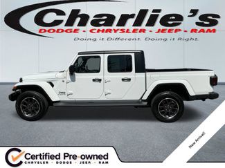 Certified 2022 Jeep Gladiator Overland w/ Popular Equipment Package AWD/4WD 360° Tour