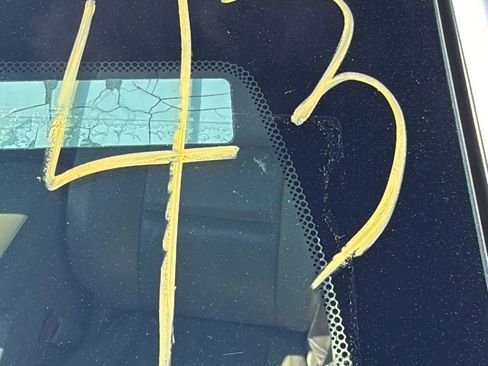 Used 2018 Jeep Grand Cherokee Limited image 31