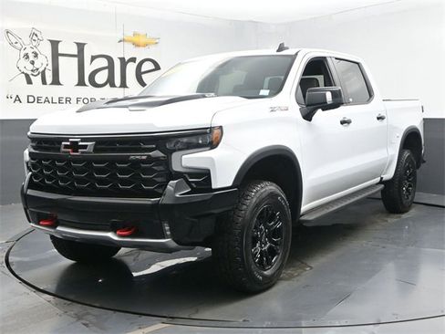 Used 2022 Chevrolet Silverado 1500 ZR2 image 33