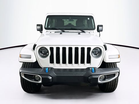 Used 2022 Jeep Wrangler Sahara w/ Cold Weather Group image 2