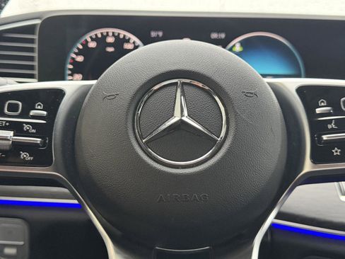 Used 2023 Mercedes-Benz GLE 350 4MATIC w/ AMG Line Exterior image 33