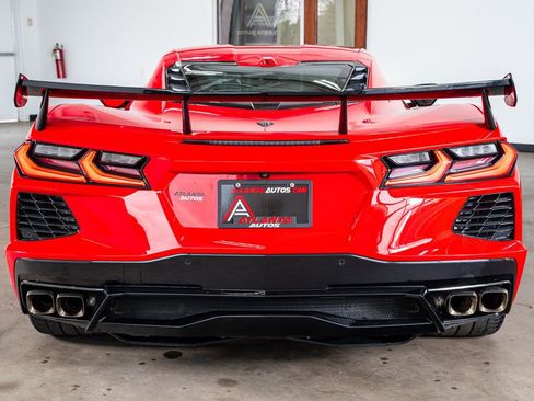 Used 2024 Chevrolet Corvette Stingray Coupe w/ Z51 Performance Package image 7