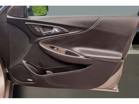 Used 2024 Chevrolet Malibu LT FWD image 20
