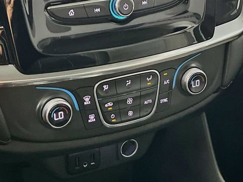 Used 2020 Chevrolet Traverse LS w/ LPO, Blackout Package FWD image 19