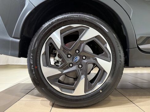 Used 2025 Subaru Crosstrek 2.5i Limited w/ Crosstrek Mirror Package AWD/4WD image 9