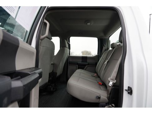 Used 2019 Ford F250 XL w/ Power Equipment Group image 19