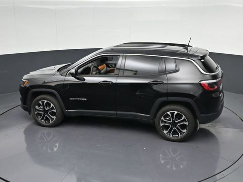 Used 2023 Jeep Compass Limited AWD/4WD image 28