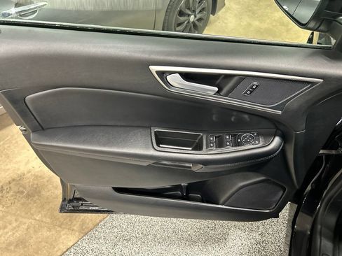 Certified 2024 Ford Edge SEL w/ Convenience Package AWD/4WD image 15