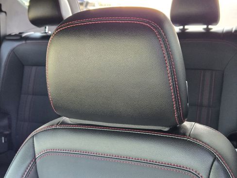 Used 2023 Chevrolet Equinox RS image 17