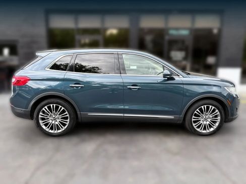 Used 2016 Lincoln MKX Reserve w/ Technology Package AWD/4WD image 6